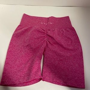 NVGTN - Scrunch Biker Shorts - Size M